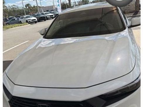 Used 2023 Honda Accord LX image 1