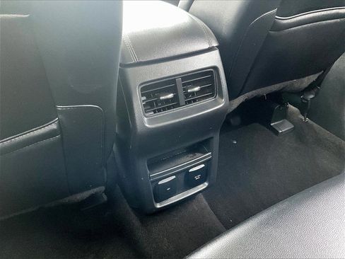 Used 2019 Ford Edge SEL w/ Equipment Group 201A image 28