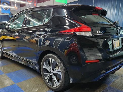 Used 2019 Nissan Leaf SL w/ SL Technology Package image 4