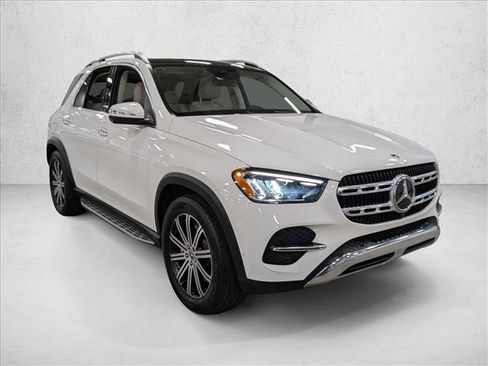 Certified 2024 Mercedes-Benz GLE 450 4MATIC image 3