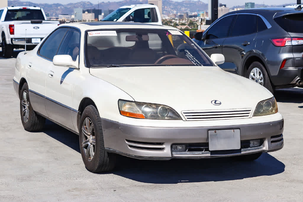 Used 1995 Lexus ES 330 w/ Leather Trim Pkg FWD image 3