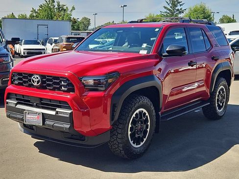 Used 2025 Toyota 4Runner TRD Off-Road Premium AWD/4WD image 3