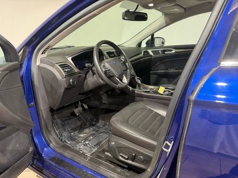 Used 2013 Ford Fusion SE image 16