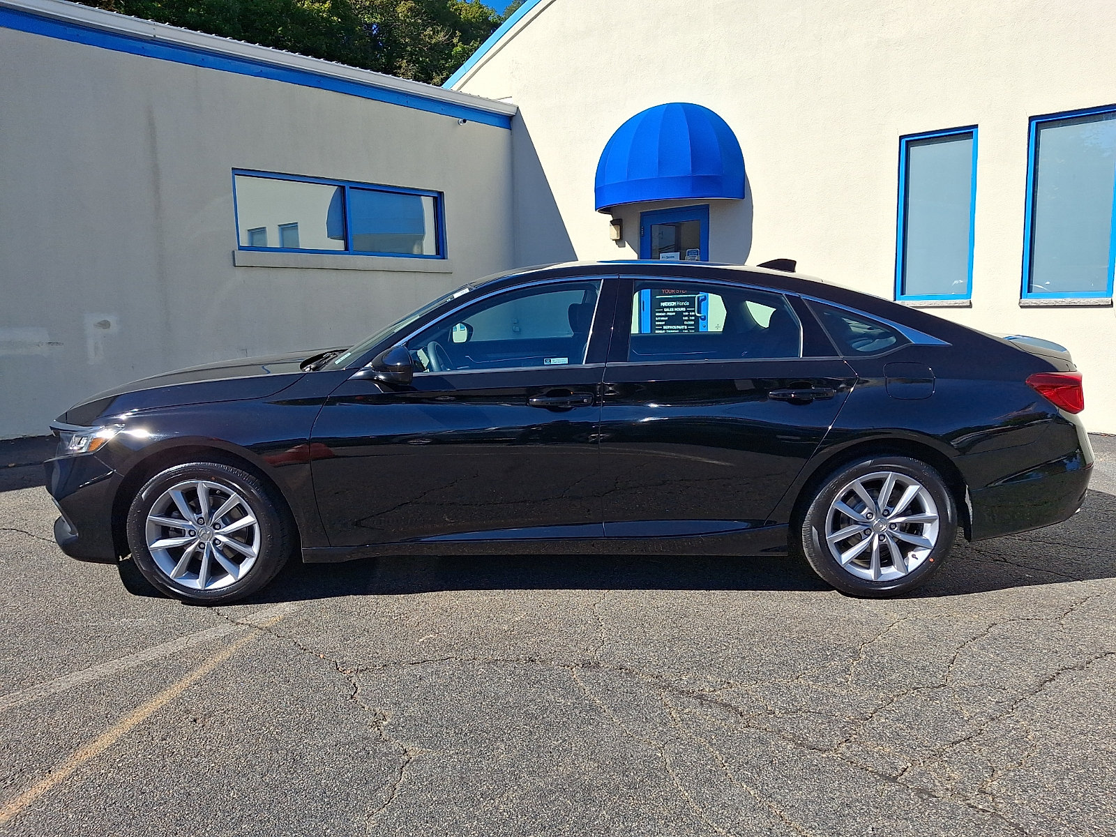 Used 2021 Honda Accord LX image 7