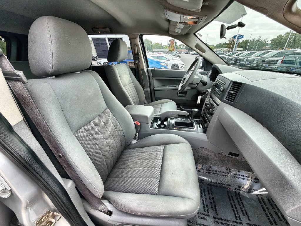Used 2006 Jeep Grand Cherokee Laredo AWD/4WD image 23