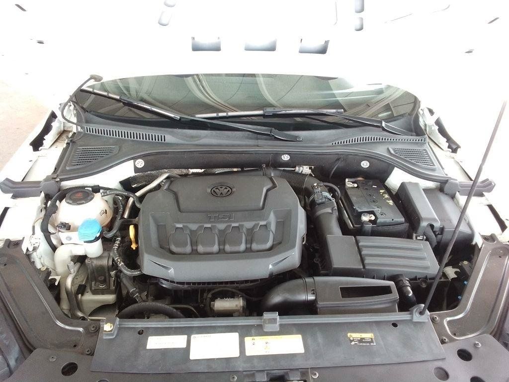 Used 2021 Volkswagen Passat 2.0T SE FWD image 25