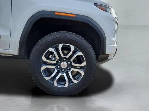 Used 2024 GMC Canyon AT4 w/ Technology Package AWD/4WD image 34