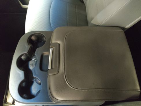 Used 2013 RAM 1500 Express AWD/4WD image 26