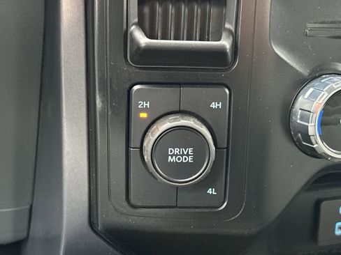 Used 2024 Ford F150 XLT image 26