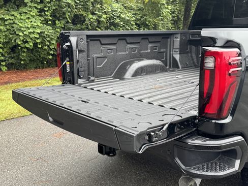 New 2026 GMC Sierra 2500 Denali Ultimate image 9