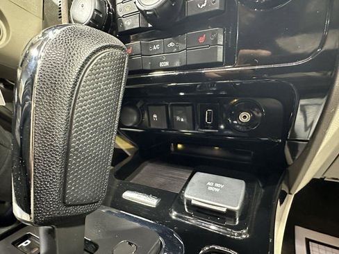 Used 2009 Ford Escape Limited image 21