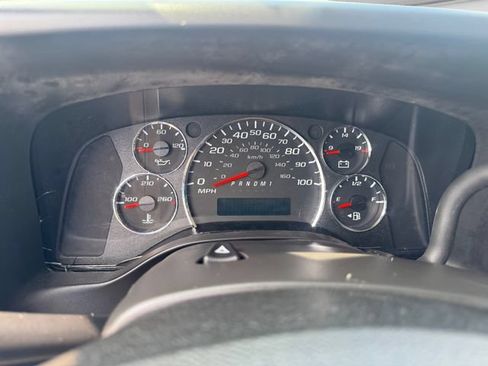 Certified 2023 Chevrolet Express 2500 w/ Driver Convenience Package RWD image 14