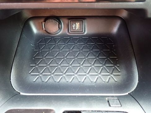Certified 2025 Toyota RAV4 XLE AWD/4WD image 26