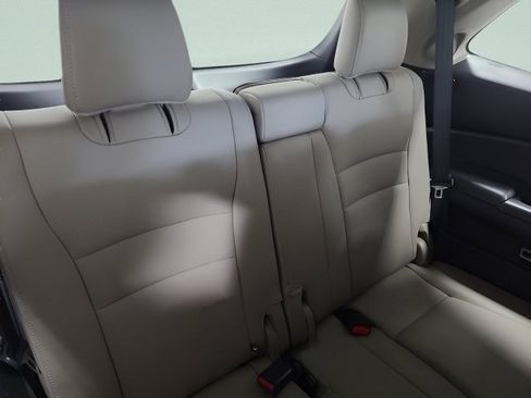 Used 2019 Honda Pilot Touring image 23