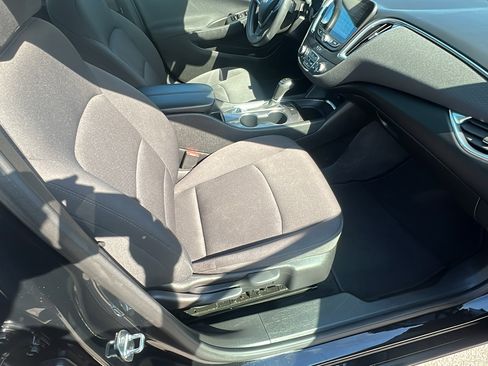 Used 2020 Chevrolet Malibu LT image 21