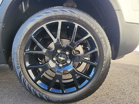 Used 2022 Chevrolet Trax LT w/ Sport Edition image 9