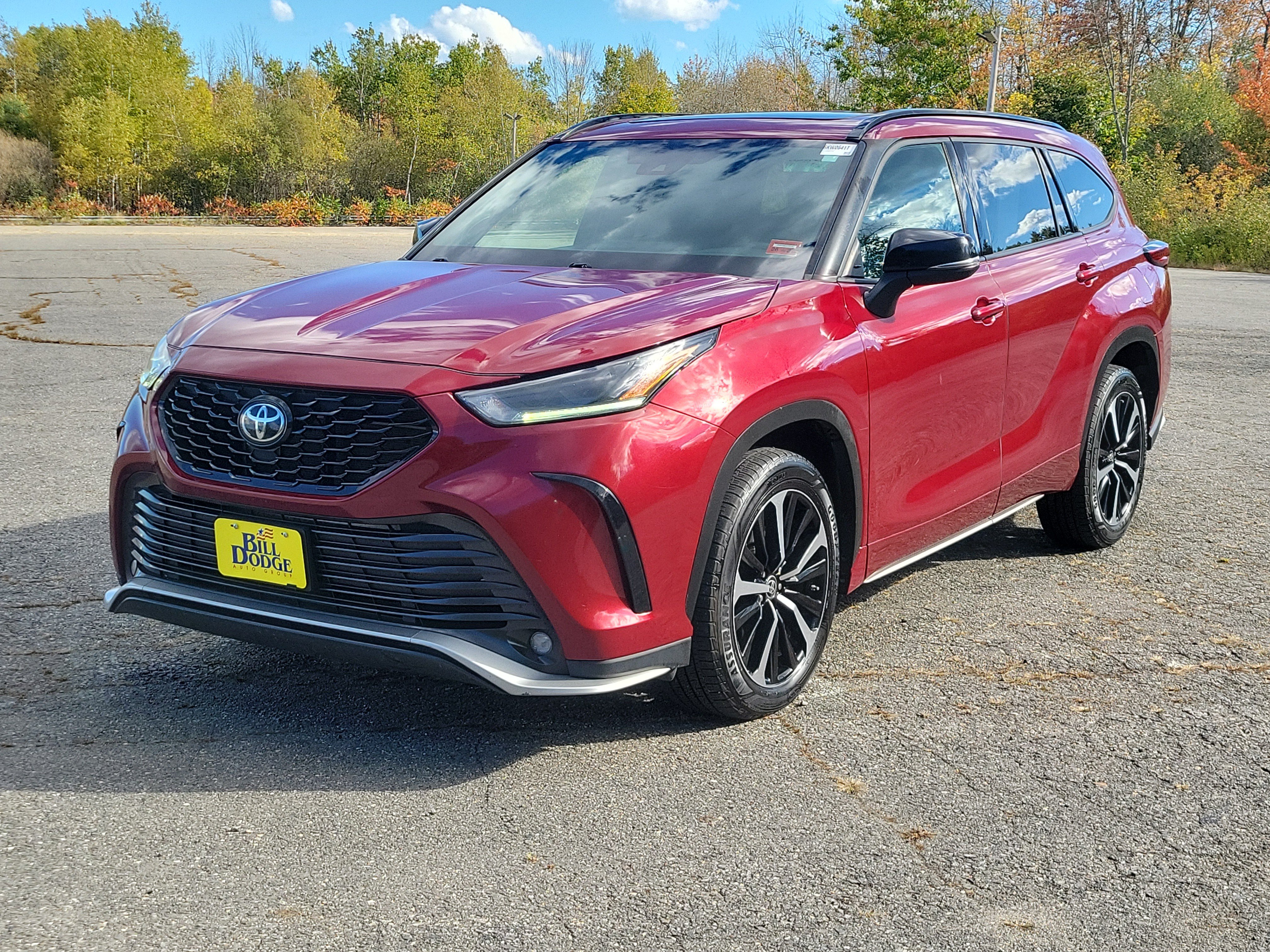 Used 2021 Toyota Highlander XSE AWD/4WD image 1