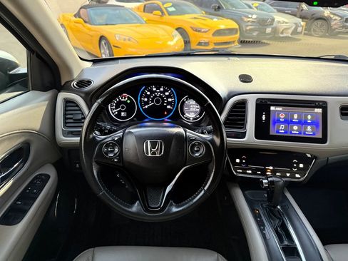 Used 2018 Honda HR-V EX-L image 26