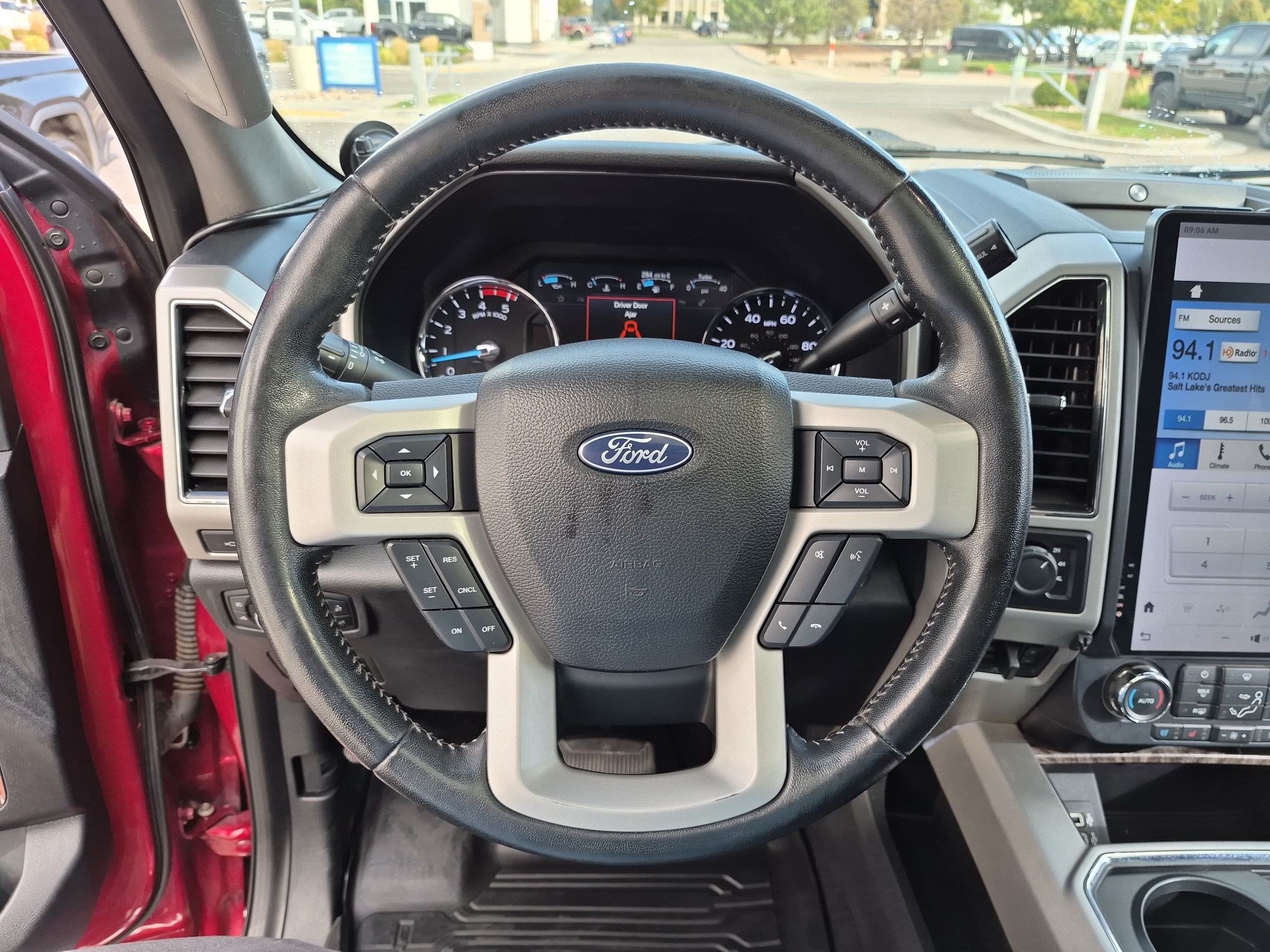 Used 2019 Ford F350 Lariat w/ Lariat Ultimate Package AWD/4WD image 17
