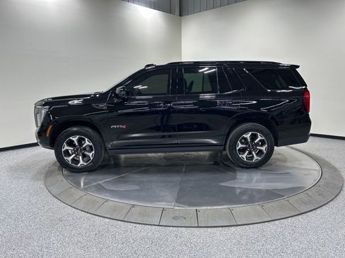 Used 2025 GMC Yukon AT4 Ultimate image 8