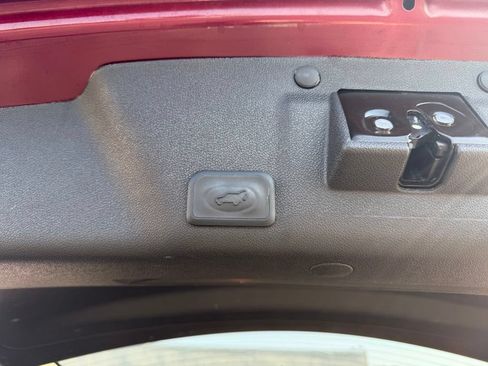 Used 2017 GMC Acadia Limited SLT FWD image 22