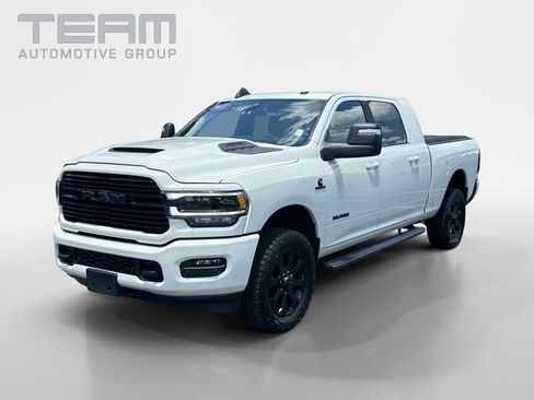 Used 2023 RAM 2500 Laramie w/ Night Edition AWD/4WD image 3