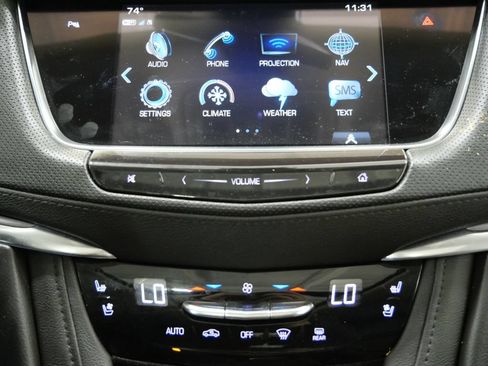 Used 2019 Cadillac XT5 Premium Luxury FWD image 21