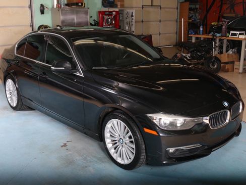 Used 2013 BMW 328i xDrive Sedan image 1