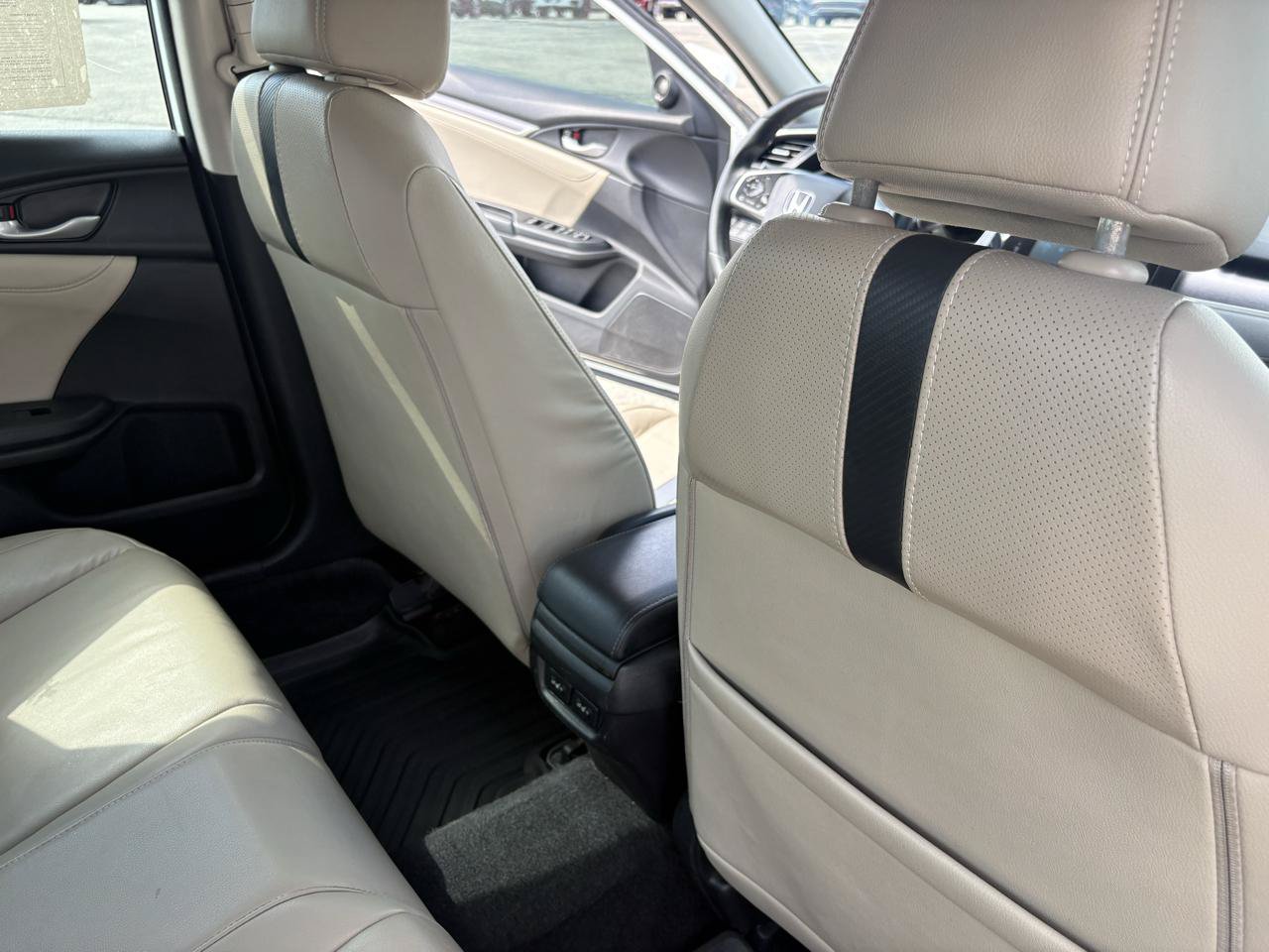 Used 2017 Honda Civic Touring image 40