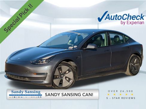 Used 2021 Tesla Model 3 Standard Range Plus image 1