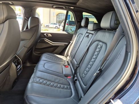 Used 2021 BMW X5 M AWD/4WD image 20