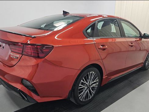 Used 2022 Kia Forte GT-Line w/ GT-Line Technology Package FWD image 5