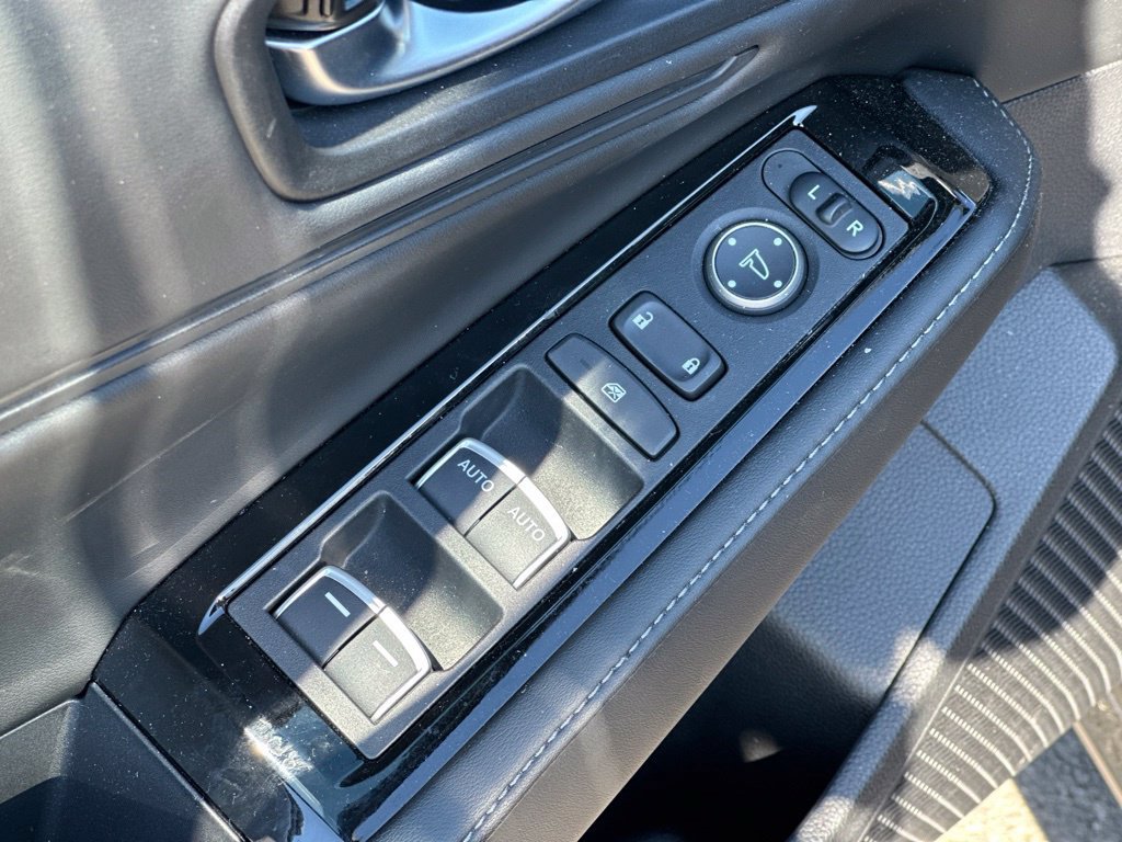 Used 2023 Honda Accord Touring image 16