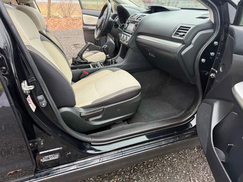 Used 2017 Subaru Crosstrek 2.0i Premium w/ Popular Package #2 image 14