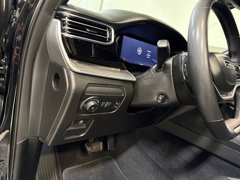 Used 2022 Jeep Wagoneer Series III w/ Rear Seat Video Group 1 image 21