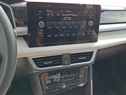 New 2026 Volkswagen Taos SE AWD/4WD image 9