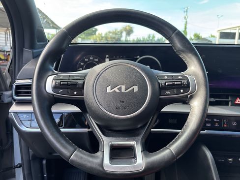 Used 2023 Kia Sportage SX AWD/4WD image 11