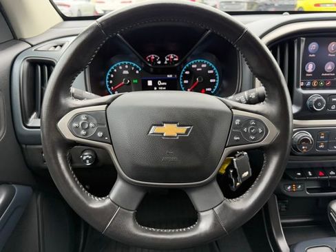Used 2022 Chevrolet Colorado Z71 image 39
