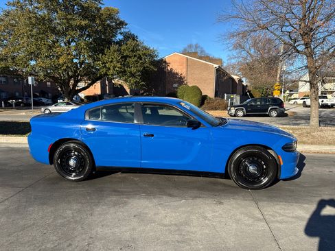 Used 2020 Dodge Charger Police w/ Street Appearance Group image 3