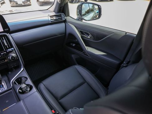Used 2026 Lexus LX 700h Luxury w/ Appearance Package AWD/4WD image 28