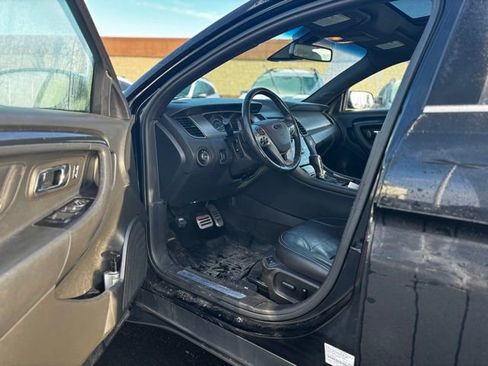 Used 2018 Ford Taurus SHO w/ Driver Assist Package image 9