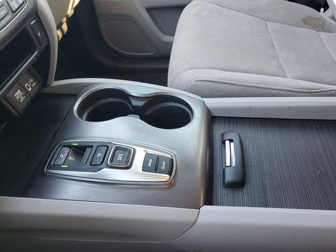 Used 2021 Honda Pilot EX image 30