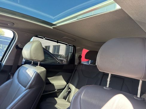Used 2020 Hyundai Santa Fe Limited image 6