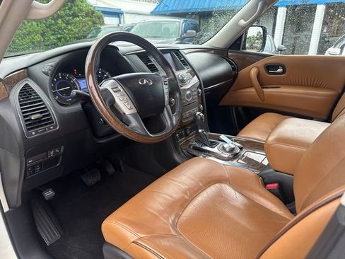 Used 2016 INFINITI QX80 4WD w/ Signature Edition Package image 10