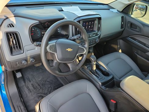 Used 2022 Chevrolet Colorado W/T w/ Custom Special Edition image 11