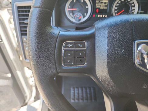 Used 2015 RAM 2500 Tradesman w/ Chrome Appearance Group AWD/4WD image 21