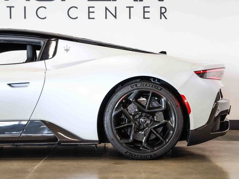Used 2022 Maserati MC20 Coupe RWD image 22