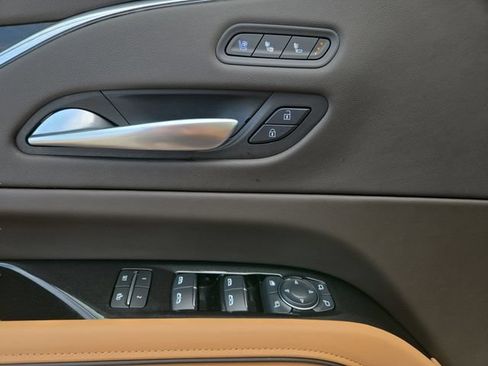 Certified 2024 Cadillac Escalade Sport w/ Touring Package AWD/4WD image 17