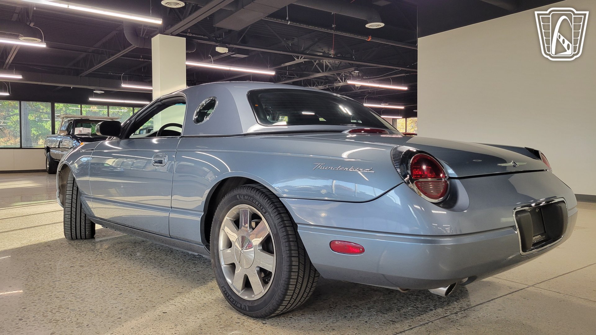 Used 2005 Ford Thunderbird RWD image 26