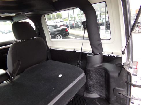 Used 2015 Jeep Wrangler Sport AWD/4WD image 8